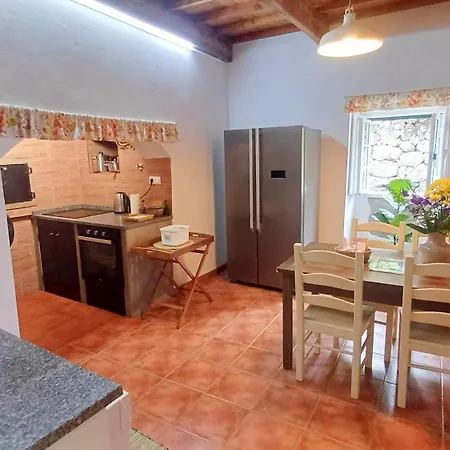 Charmosa Vista Mar E Jardim Privado * Raminho