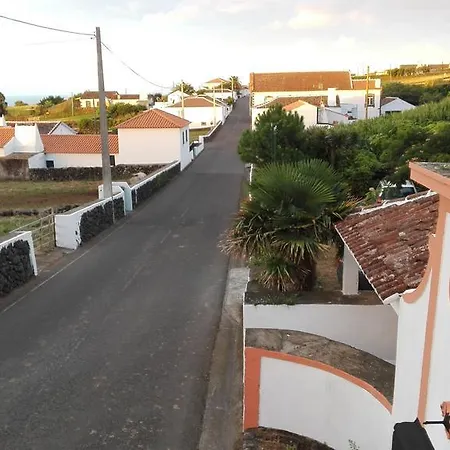 Casa Do Chafariz Refugio Entre E Mar Holiday home *