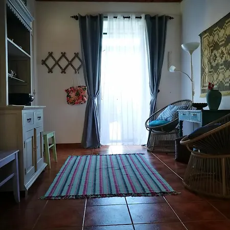 Vakantiehuis Charmosa Vista Mar E Jardim Privado *