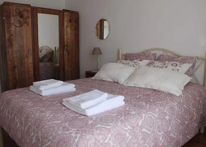 Charmosa Vista Mar E Jardim Privado Holiday home Raminho